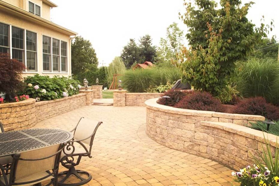 Patios and Retaining Wall Specialists in Potomac
